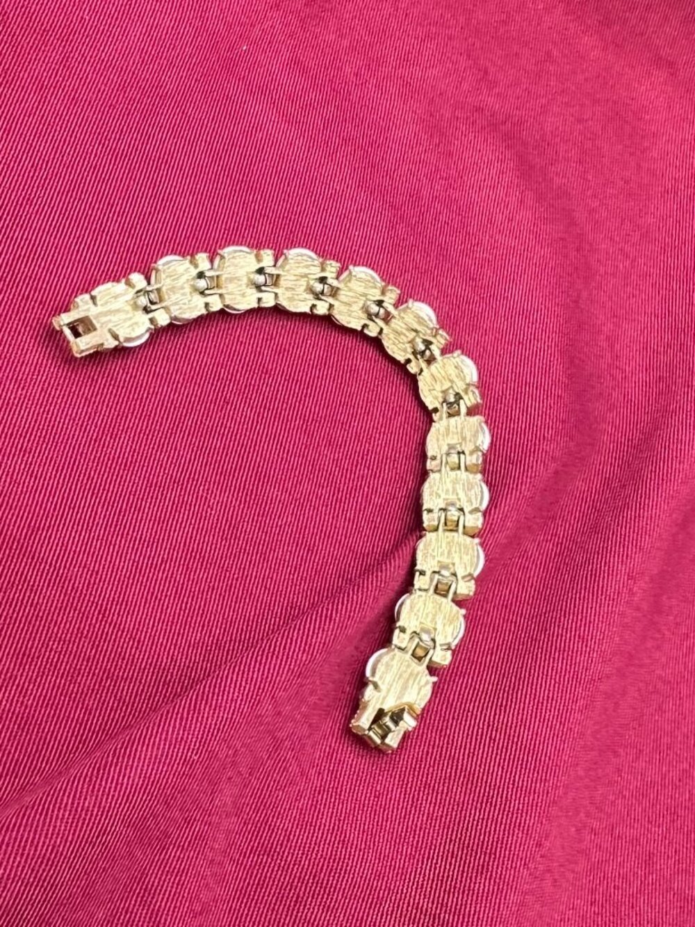 VTG Crown Trifari Mid-Century Bracelet Oval White Cabochons - Picture 12 of 15